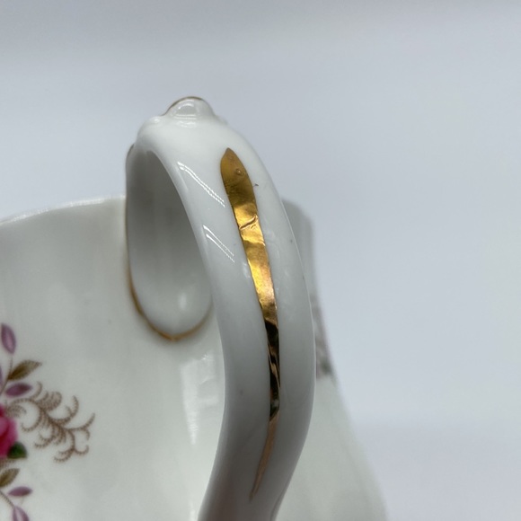 Royal Albert Lavender Rose Bone China Footed Montrose Coffee Tea Mug Floral - Picture 7 of 14